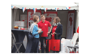 People talking at the AGS Coussaert's stand